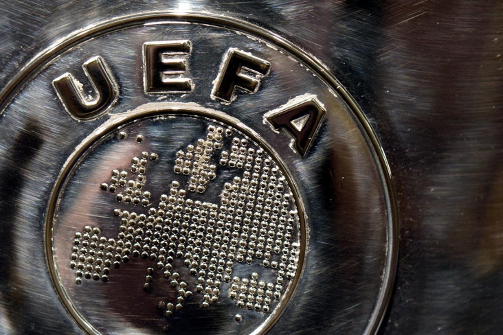 УЕФА: любое решение об отказе от внутренних соревн