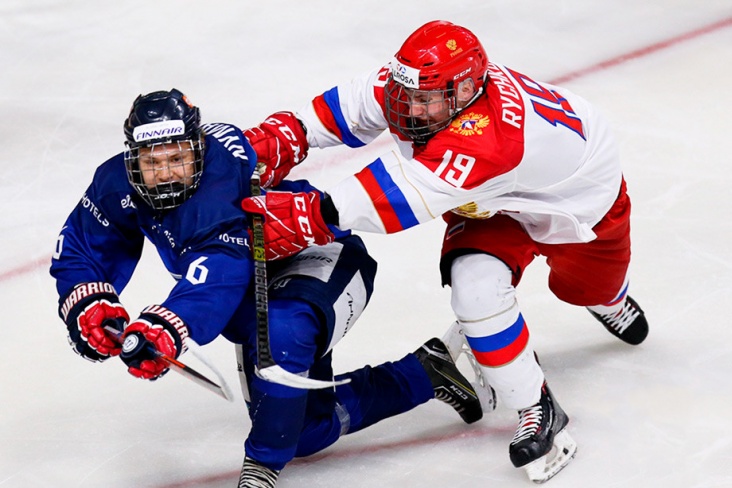 Сборная России обыграла финнов в полуфинале