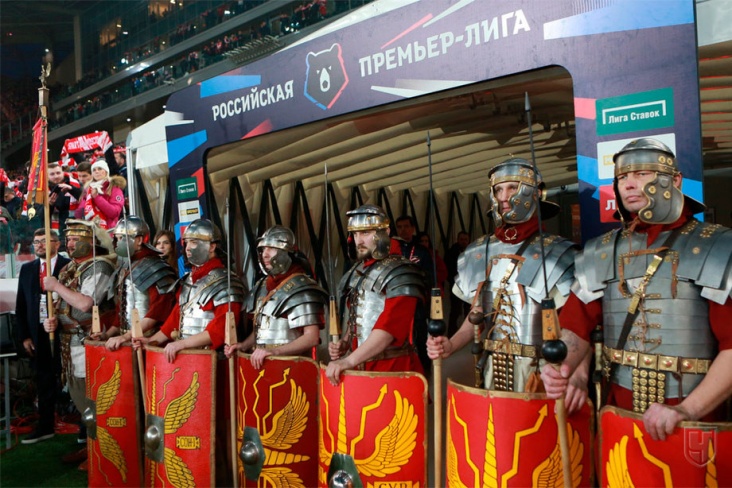 «Римские легионеры» на игре с «Зенитом»