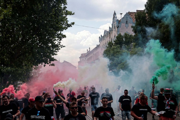Венгры устроили протест против акции BLM на Евро