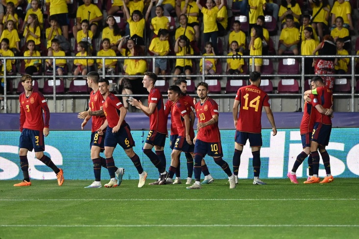 Испания забила поразительный гол на Евро