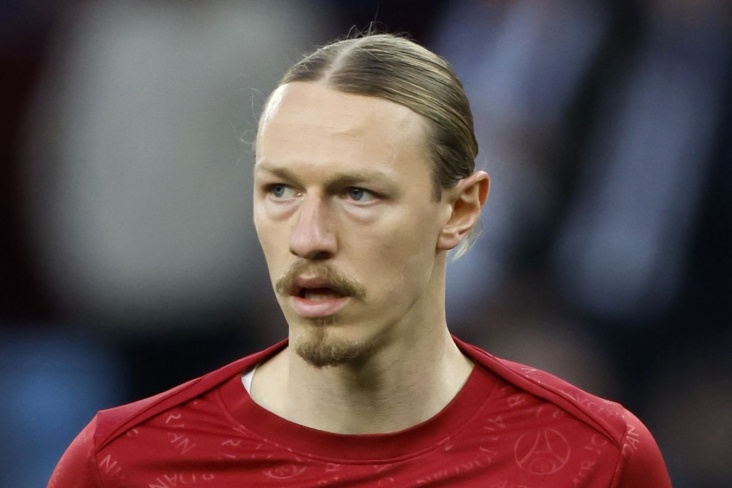 В «ПСЖ» высказались о конкуренции Сафонова и Шевалье