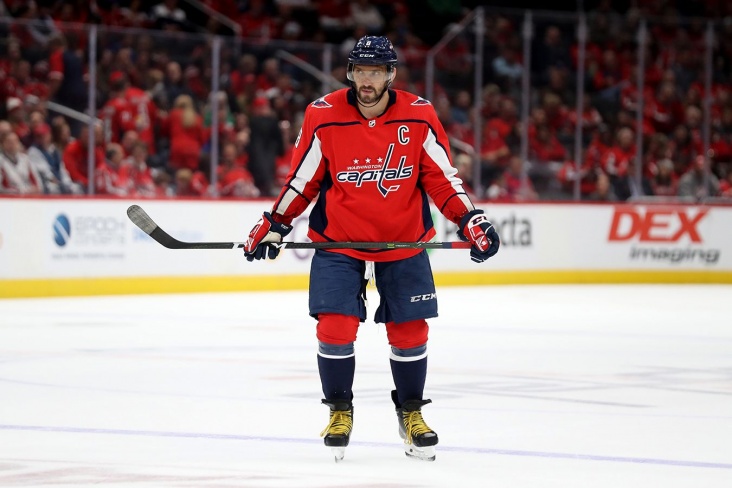 aleksandr-ovechkin-dognal-stiva-ajzermana-po-chislu-provedyonnyh-igr-v-nhl_1764030794816943516.jpg