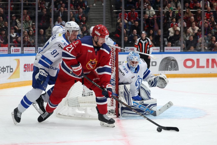cska-obygral-moskovskoe-dinamo-i-oderzhal-tretyu-podryad-pobedu-v-khl_1767110585282472780.jpg