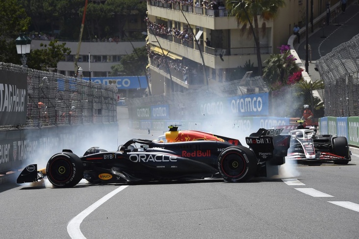 Фотограф пострадал от аварии на Гран-при Монако
