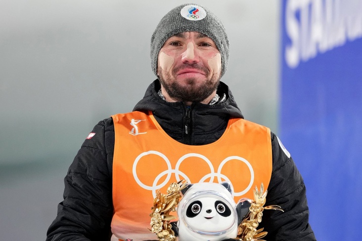 Логинов завоевал медаль на зимней Олимпиаде — 2022