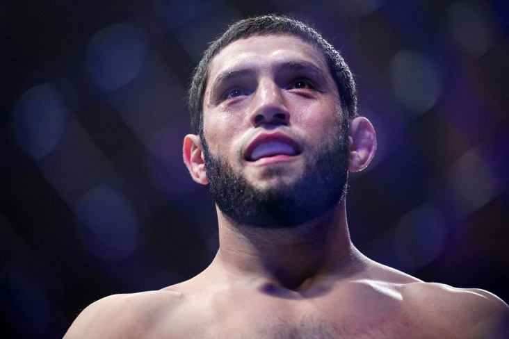 Варлей Алвес — Икрам Алискеров: прогноз на бой UFC