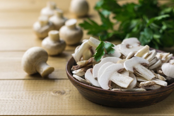 Можно ли есть сырые шампиньоны?