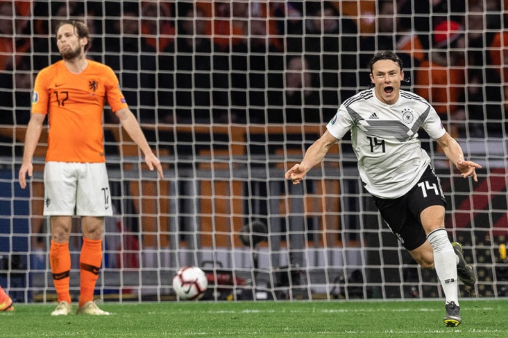Голландцы опять отыгрались с 0:2 против немцев