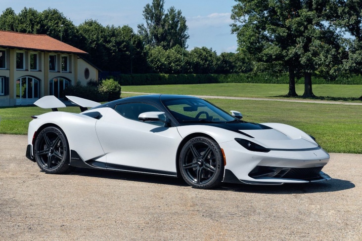 Pininfarina Battista VIN020