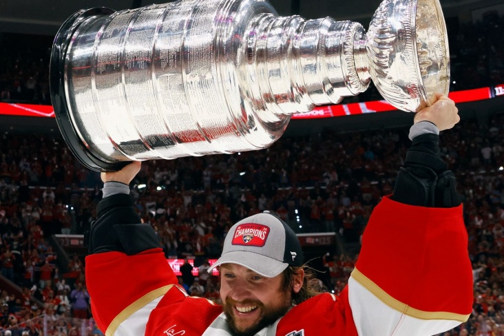 Сергей Бобровский