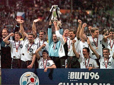 Первый чемпион Евро в формате 16 — Германия