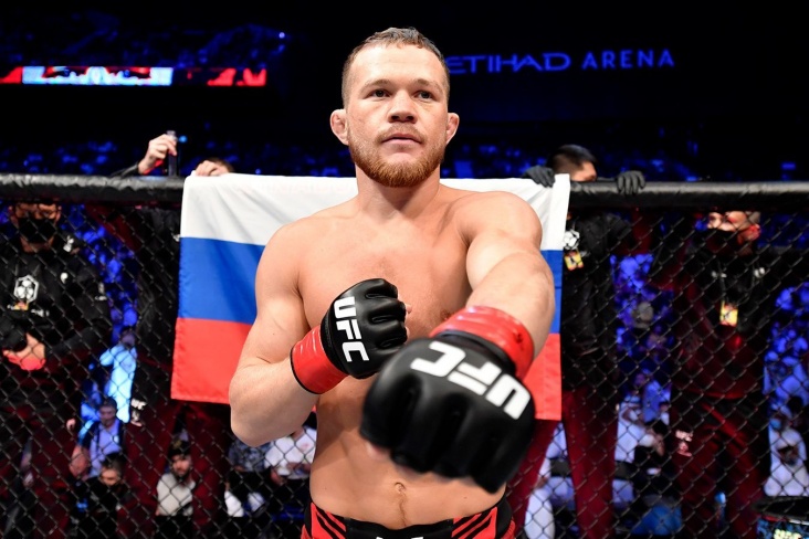 UFC 273: Пётр Ян против Алджэмейна Стерлинга