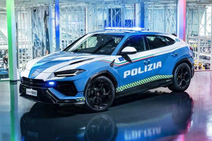 Lamborghini Urus Performante для полиции Италии
