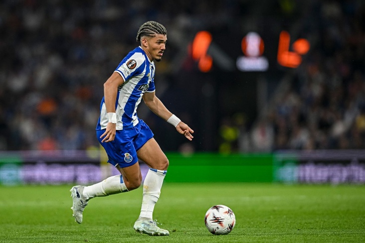 Top European Clubs Eye Porto's William Gomes