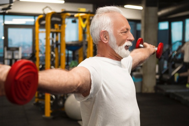 Опасные упражнения для пожилых мужчин