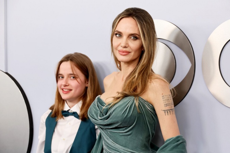 Анджелина Джоли с дочерью Вивьен