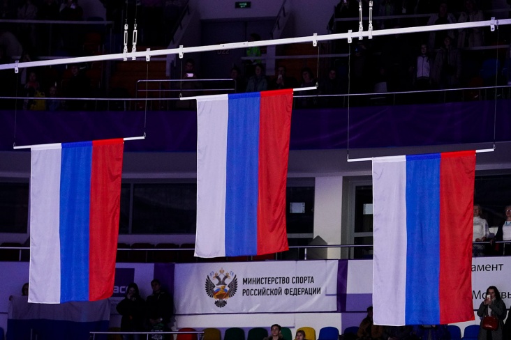 Журналистка из США назвала российский гимн и флаг