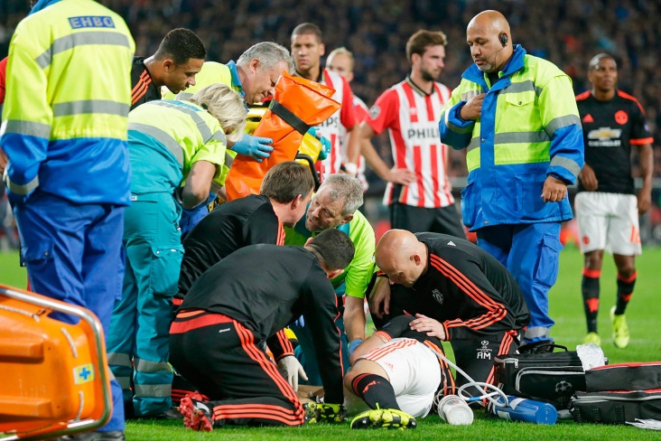 10 самых ужасных травм в истории футбола