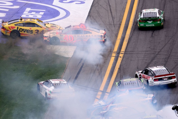 Завал в гонке «500 миль Дейтоны» 2026 года