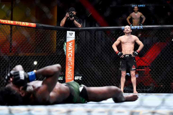 UFC 259: Пётр Ян нокаутировал Алджэмейна Стерлинга