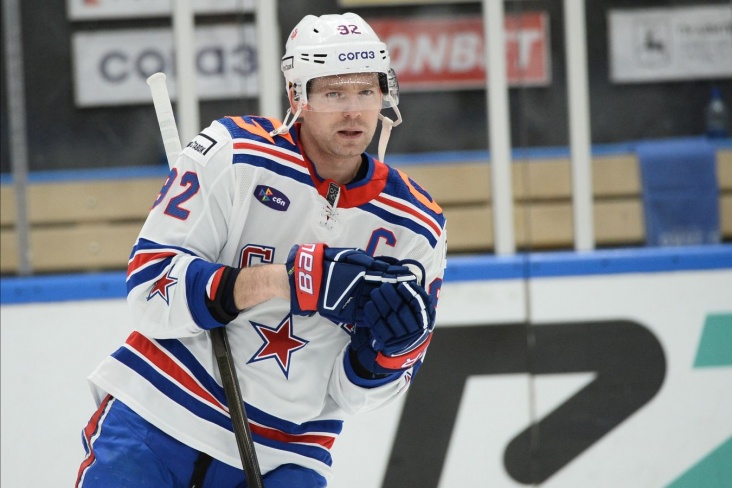 Евгений Кузнецов покидает КХЛ