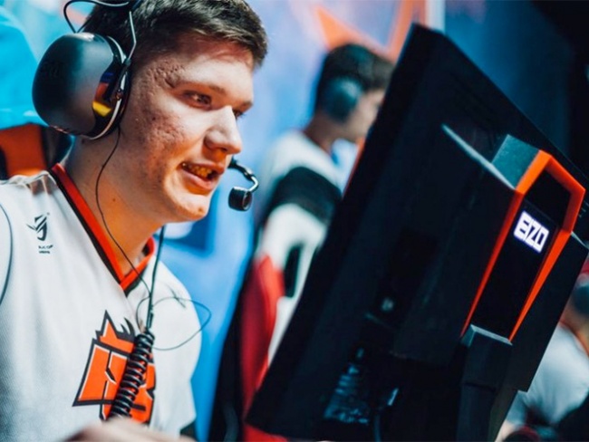 Александр «s1mple» Костылёв