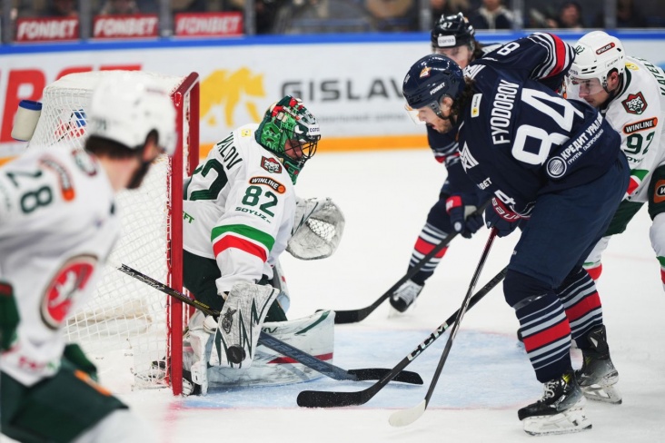 ak-bars-uverenno-obygral-metallurg-v-pervom-matche-serii-1-2-finala-plej-off-khl_1777123107124476723.jpg