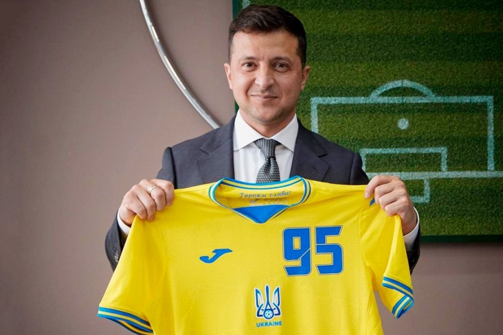 УЕФА обязал сборную Украину поменять форму