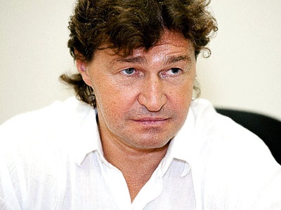 Юрий Леонов