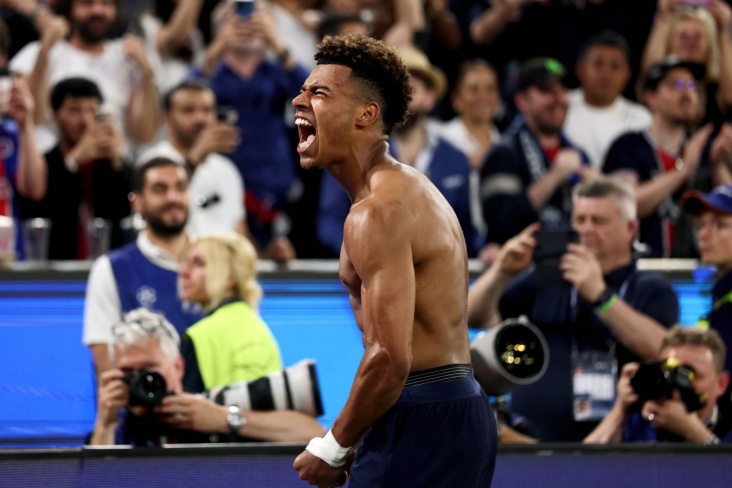 Порноның екі мылтығымен ояндым