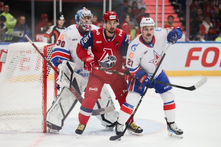 «Локомотив» обыграл СКА и вернулся на первое место в турнирной таблице на «Западе»