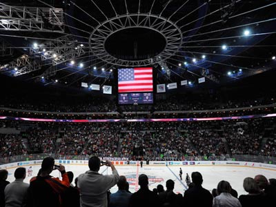НХЛ теряет деньги и болельщиков