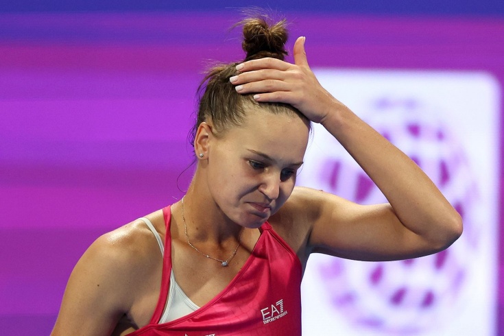 Разгромное поражение Вероники Кудерметовой в полуфинале Дохи: россиянка взяла у 1-й ракетки мира Свёнтек только 1 гейм