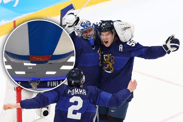 Фото: сборная Финляндии вывесила флаг войны в своей раздевалке на чемпионате мира по хоккею — 2022