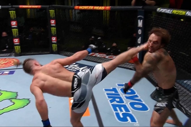 Рафаэль Физиев — Брэд Ридделл на UFC Vegas 44, полное видео боя, нокаут ногой в голову