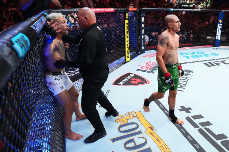 Эдгар Чайрес — Даниэл да Силва Ласердо, бой на турнире UFC Fight Night 227, ошибка судьи