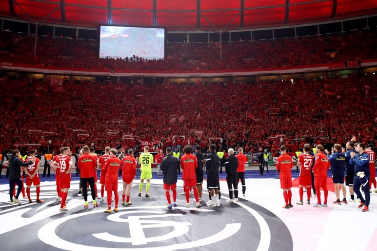 Кубок Германии, Бундеслига: «Фрайбург» проиграл «РБ Лейпциг» Тедеско, но выиграл любовь страны и место в Лиге Европы