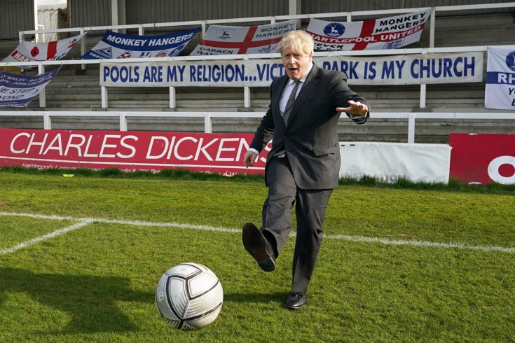Борис Джонсон ушёл с должности премьер-министра Великобритании, связь политика с футболом