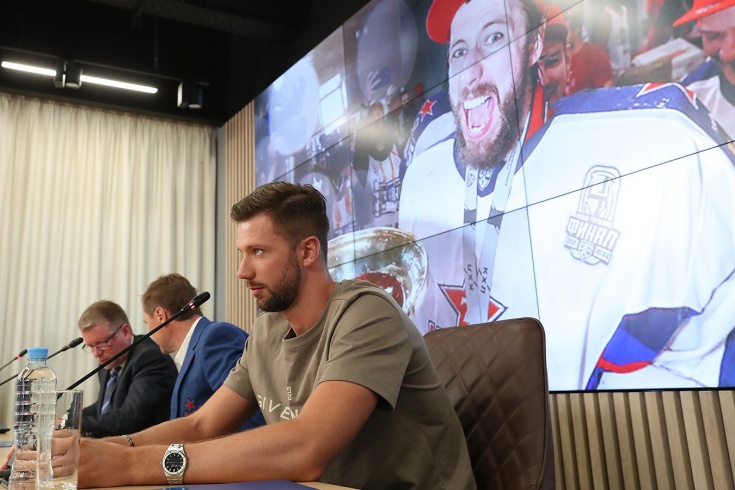 Что пишут в Америке о решении ИИХФ по делу Ивана Федотова, его дисквалифицировали за нарушение контракта в НХЛ