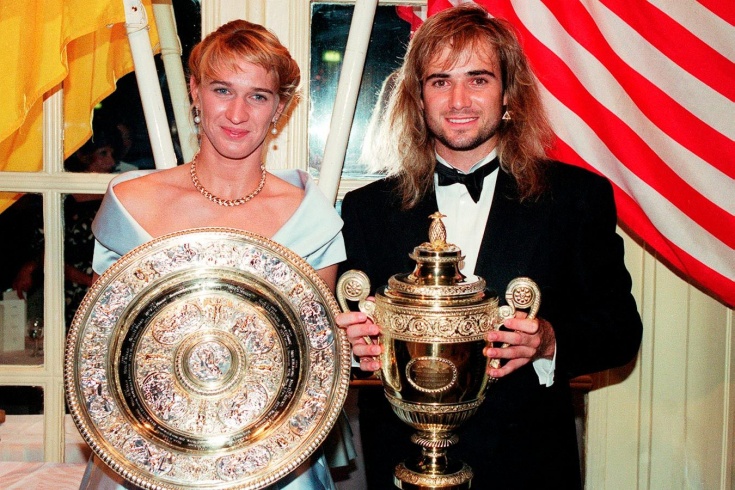 Андре Агасси выиграл Уимблдон-1992 и познакомился с будущей женой Штеффи Граф, до этого он бойкотировал турнир