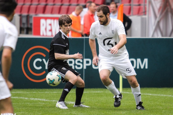 kak virtus pro i skgaming igrali v