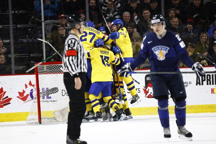 Сборная Швеции обыграла Финляндию в четвертьфинале МЧМ-2023, неудача Томи Лямся, кто с кем сыграет в полуфинале