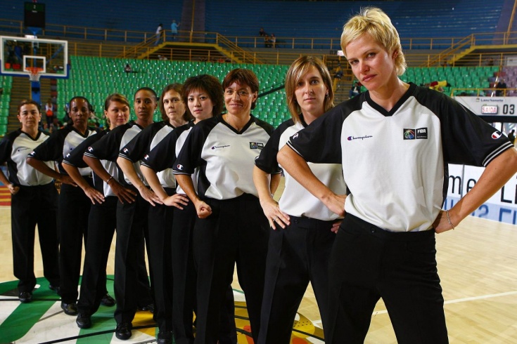Баскетбольная судья Елена Чернова завершила профессиональную карьеру
