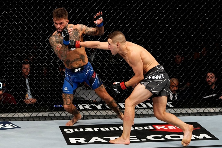 UFC 269: Коди Гарбрандт проиграл Каю Кара-Франсу нокаутом в первом раунде, видео