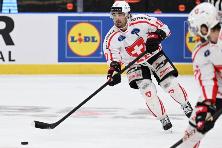 ЧМ по хоккею — 2023, Андрес Амбюль играет на 18-м чемпионате мира в карьере, биография, рекорд мира, главные достижения