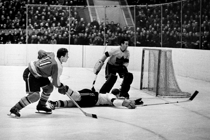 kak sbornaya sssr po hokkeyu vpervye