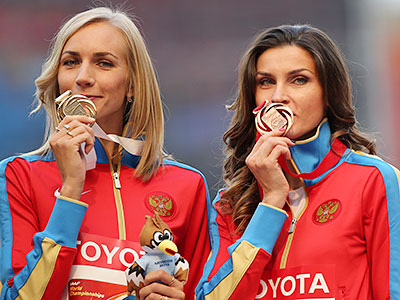 Светлана Школина и Анна Чичерова Светлана Школина и Анна Чичерова