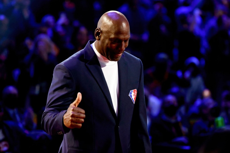 Майкл Джордан ведёт переговоры о продаже «Шарлотт Хорнетс», претендующих на Виктора Вембаньяму на драфте НБА — 2023