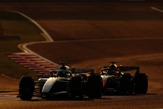 Первый день тестов Формулы-1 в Бахрейне